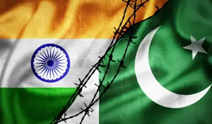 Pakistan, Hindistan ile derhal yürürlüğe girecek bir ateşkes konusunda anlaşmaya varıldığını açıkladı