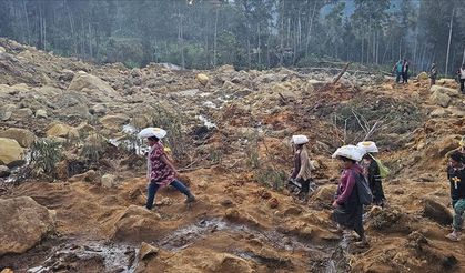 Papua Yeni Gine'de meydana gelen heyelanda 20 kişi hayatını kaybetti