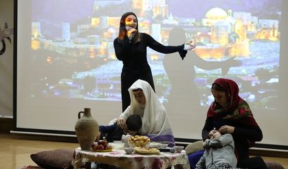 Kırgızistan'da '14 Kasım 1944 Ahıska Türkleri Sürgünü Anma Programı' düzenlendi