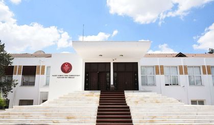 Başbakanlığa bağlı bazı kurumlar eski Meclis binasına taşınıyor