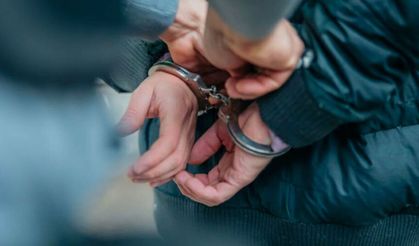 Uyuşturucu madde tasarrufundan iki kişi tutuklandı