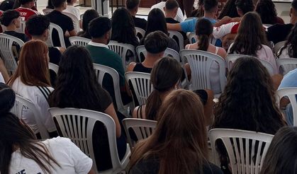 'Yapay Zeka ile Geleceğe Hazır Ol' seminerleri başladı