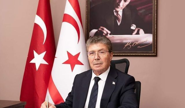 Başbakan Ünal Üstel ve beraberindeki heyet Ankara’ya gidiyor