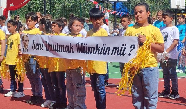 Lapta İlkokulu’nda Esat Faik Muhtaroğlu Kompozisyon Yarışması ödülleri 23 Nisan töreninde verildi