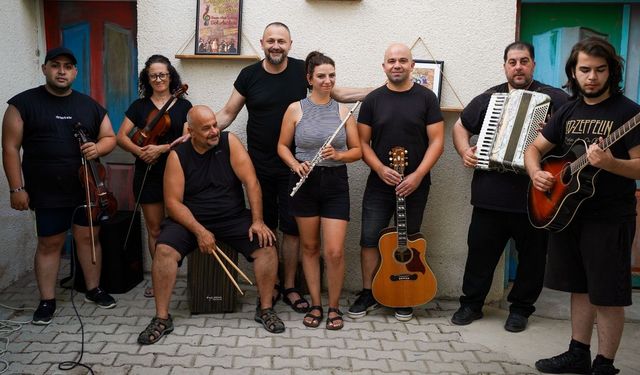 Sol Anahtarı’ndan 1 Mayıs klibi: “Kasiyerin Şarkısı”