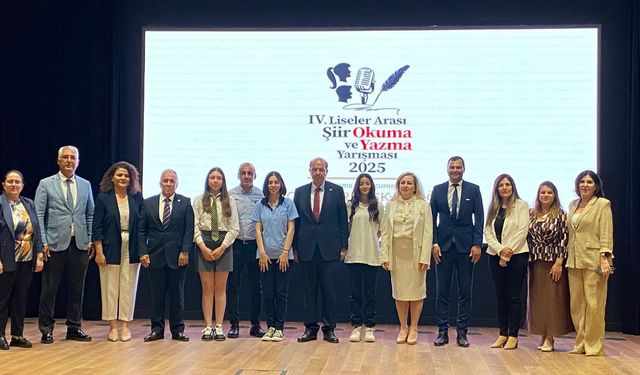 Cumhurbaşkanlığı “4. Liseler Arası Şiir Okuma ve Yazma Yarışması” ödülleri verildi