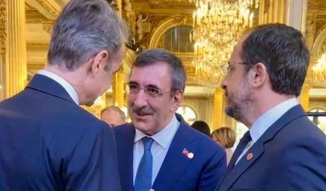 Hristodulidis: “Ankara’ya diyalog için iki yönden baskı yapıyorlar”