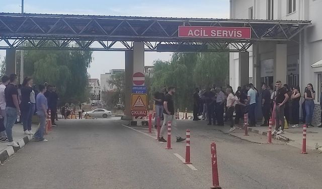 İskele Kaymakamı Toroslu: Devrilen otobüste bulunan 20 öğrenci sağlık kontrolünden geçiriliyor, hayati tehlikesi olan y