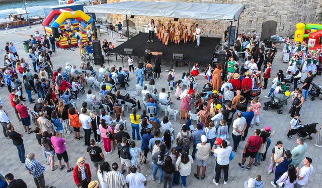 Girne Antik Limanı'nda bu akşam 17. Uluslararası Yaz Sevinci Çocuk Festivali gerçekleştirilecek