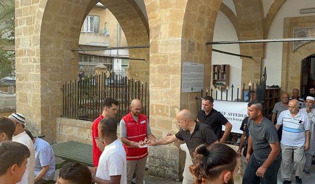 Kıbrıs Türk Kızılay ve Türk Kızılay iş birliğiyle kurban eti dağıtıldı