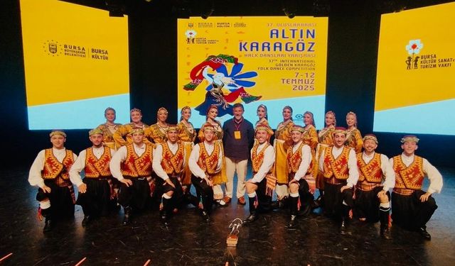 FOGEM, 37. Uluslararası Altın Karagöz Halk Dansları Yarışması’ndan üçüncülükle döndü