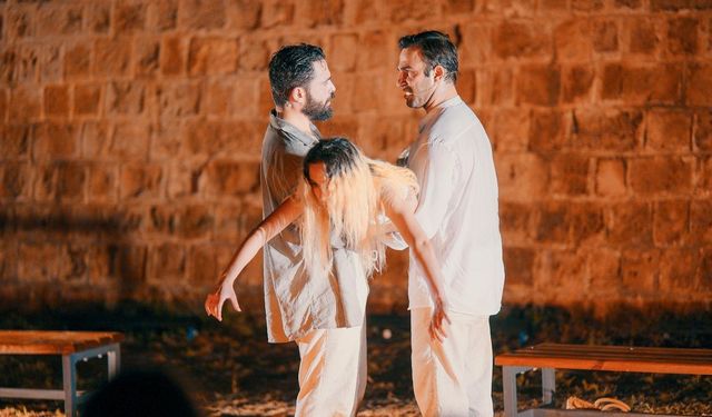 “Kalede bir gece” Othello’da sahnelendi