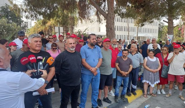 Koop-Sen'in Koopbank iştiraklerindeki grevi devam ediyor