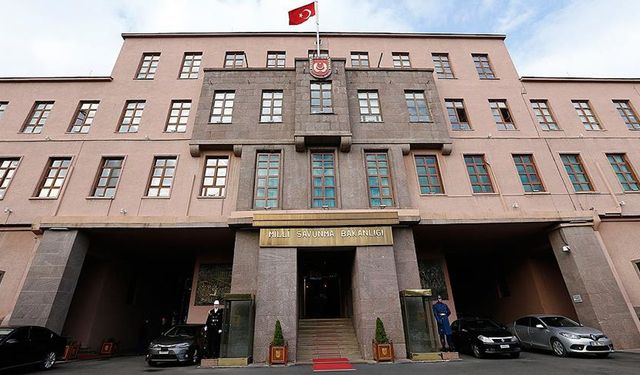Türkiye Milli Savunma Bakanlığı: “Rum kesiminin Ada'da dengeyi bozma girişimlerini izliyoruz”