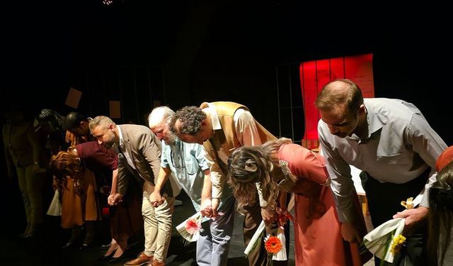 Aşk İçinde Mahpushane KTÖS Üyeleri İçin Sahnelendi