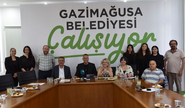 Cumhuriyet'e selam oyunu: 'Geldikleri Gibi Giderler' yarın sahneleniyor