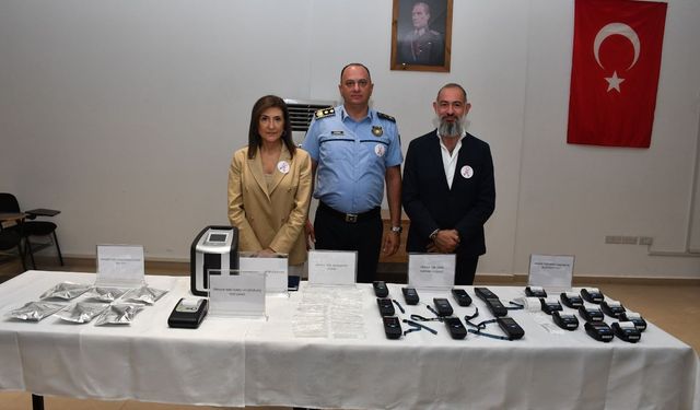 Polise uyuşturucu ve alkolmetre test cihazı bağışı