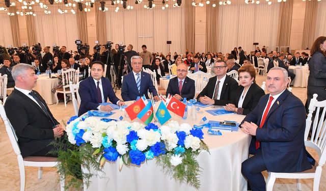 Bakü'de Türk dünyası STK'lerinin Dayanışma Forumu: KKTC'den STK temsilcileri de katıldı