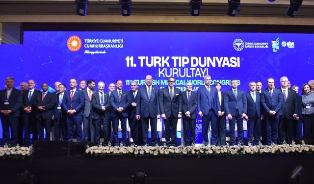 Dinçyürek, 11. Türk Tıp Dünyası Kurultayı'nda konuştu: 'Türk tıp dünyasının gücü birlikten geliyor'
