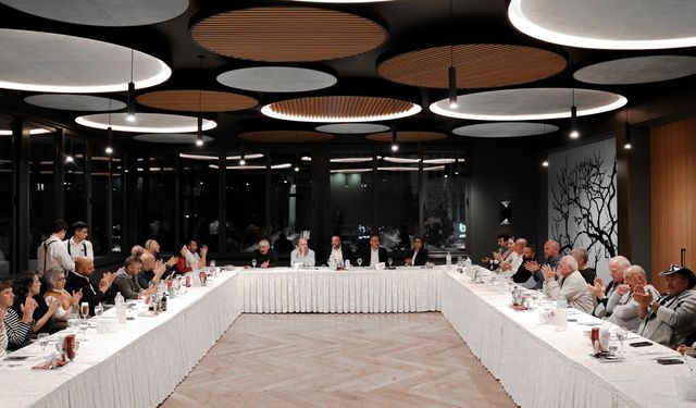 TDP, 2022 yerel seçim sürecinde partinin çalışmalarına katkı sağlayan isimlerle bir araya geldi