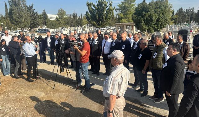 Zehra-Özker Özgür mezarları başında anıldı