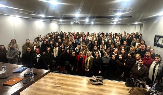 Geçici öğretmenlerden ortak akıl çağrısı.. 450 öğretmen mağdur olacak