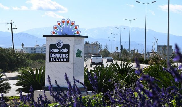 Güzelyurt'ta bulvarların tabelaları yenileniyor