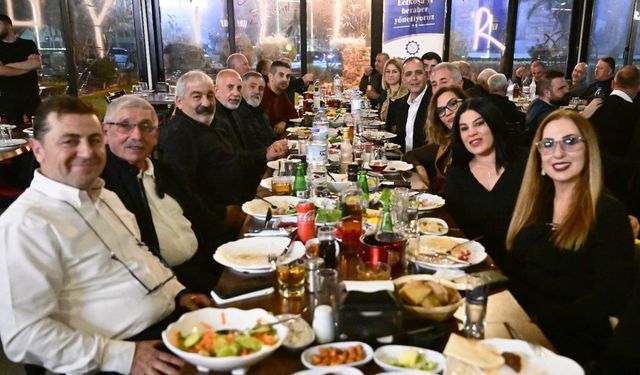 Harmancı, bölge muhtarları ve belediye meclis üyeleriyle bir araya geldi