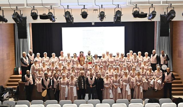 'Gelenekten Geleceğe Mirasımız Kıbrıs' müzikali Avustralya'da sahneleniyor