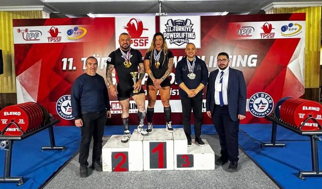 Mehmet Ali Deniz ve Serpil Özkan'dan Türkiye Powerlifting Şampiyonasında çifte Şampiyonluk