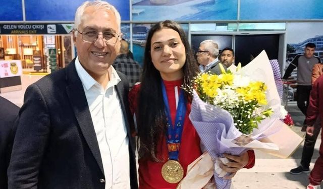 Sedef Nergiz Türkiye Şampiyonu