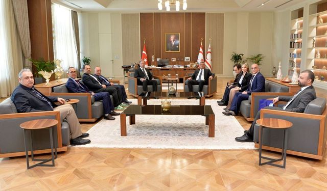 Cumhurbaşkanı Tufan Erhürman, Dış Basın Birliği heyetini kabul etti