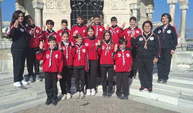 İLDER Girne Belediyesi İzcileri, İzmir'de Uzay Kampı programına katıldı