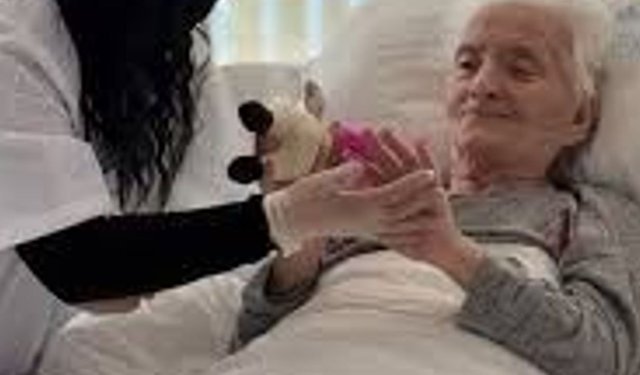 Yaşlılara Saygı Haftası'nda CTP'den çağrı: 'Yaşlanan nüfus için güçlü sosyal ve sağlık politikaları şart'