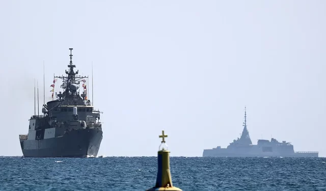 Yunan firkateynleri 'Kimon' ve 'Psara' önümüzdeki hafta yeni gemilerle değiştirilecek