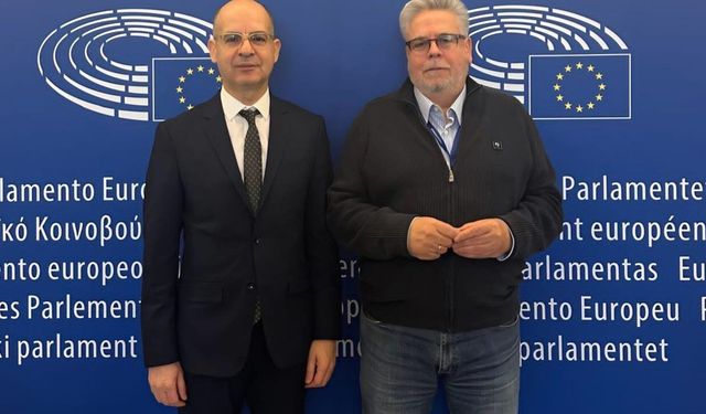 Cumhurbaşkanlığı Müsteşarı Mehmet Dânâ yurt dışı temaslarını sürdürüyor