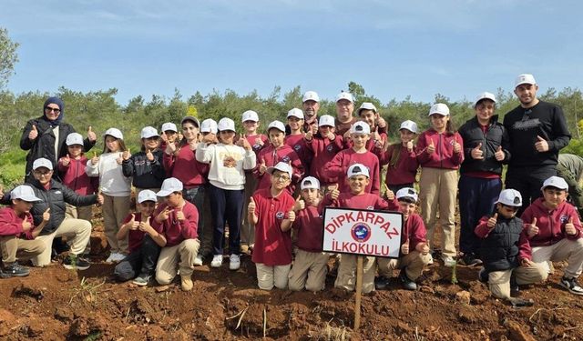 Erenköy-Karpaz'da 'Yeniden Yeşil Kıbrıs' etkinliği gerçekleştirildi