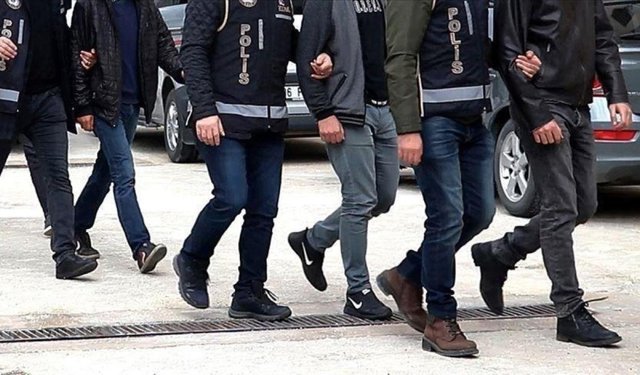 Türkiye'de 17 ilde dolandırıcılık operasyonu: 180 şüpheli yakalandı