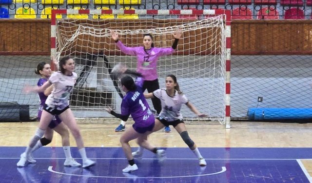 Yarı Finalde Tempo Yüksek, Skorlar Net: Final Bileti DİGEM ve Esentepe'nin