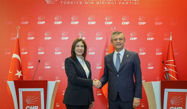 İncirli, Özel'i arayarak gelişmeler hakkında bilgi aldı ve dayanışma mesajlarını iletti