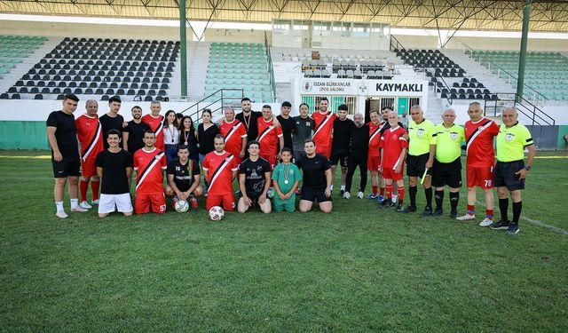 Meclis futbol takımı Üniversite Öğrencileri Derneği ile karşı karşıya geldi