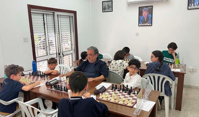 Müesseseler Satrançta Yarışıyor