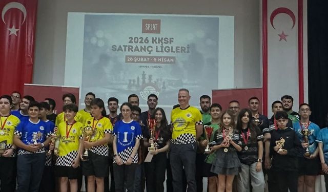 Satrançcılar ödüllerini aldı