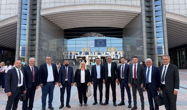Belediye Birliği, başkanların katılımıyla Avrupa Parlamentosu'nda toplantıya katıldı