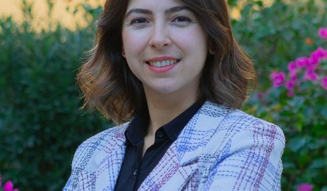 DAÜ Öğretim Üyesi Gezer, beslenme ve diyetetik alanında ilk Kıbrıslı Türk profesör oldu
