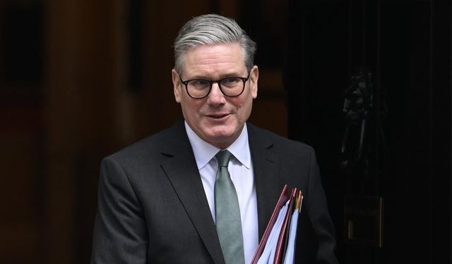 İngiltere Başbakanı Keir Starmer, görevinden istifa ettiğini açıkladı