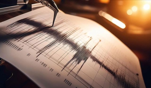 Japonya'da 6,9 büyüklüğünde deprem meydana geldi