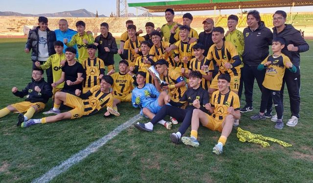 U15 Liginde 8 çeyrek finalist belirlendi
