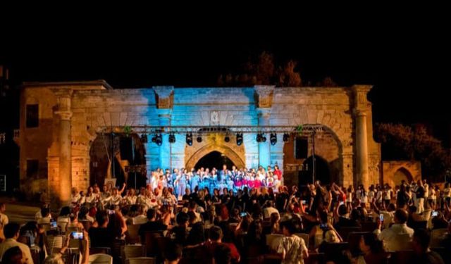 'Korolar Buluşuyor 3' konseri Gazimağusa'da yapıldı