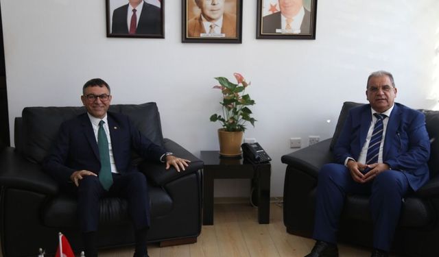 Bakan Sucuoğlu, Turkcell Genel Müdürü Küçüközdemir ve beraberindeki heyeti kabul etti
